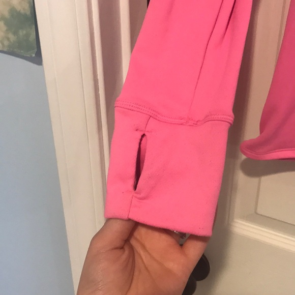 Under Armour Pullover - Picture 2 of 4